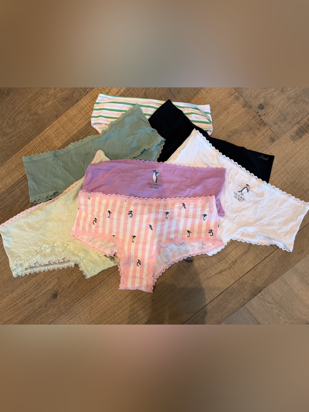 Victoria Secret Underwear lot 7 pairs sz- XL
